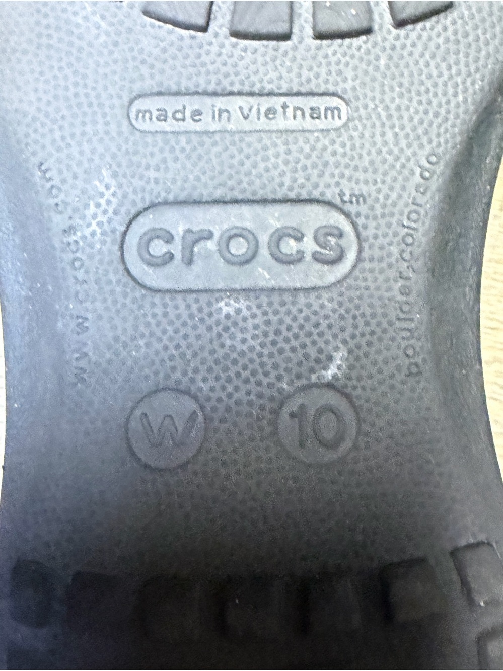 Crocs Sarah Leopard Print Slides Womens 10 Black Beige Buckle Sandals - Picture 10 of 10